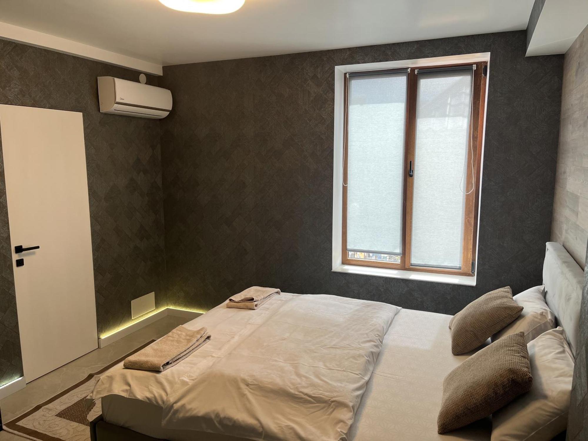 77/5 * Chisinau